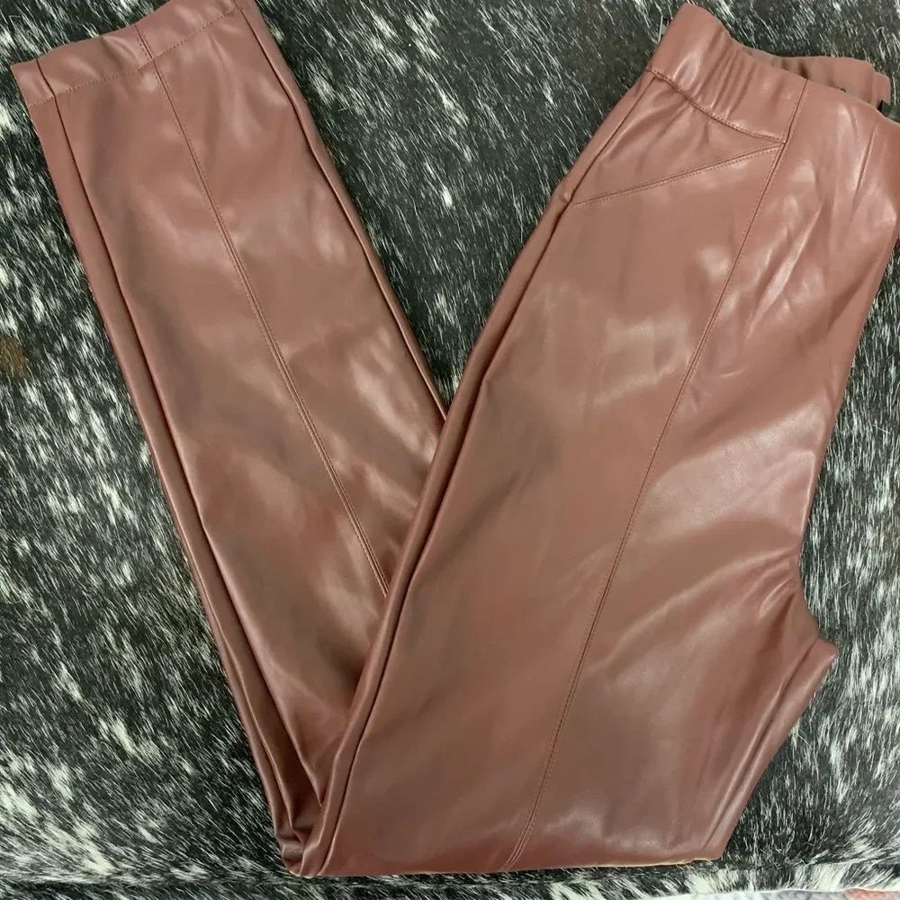 NWT!! Faux Leather Skinny’s